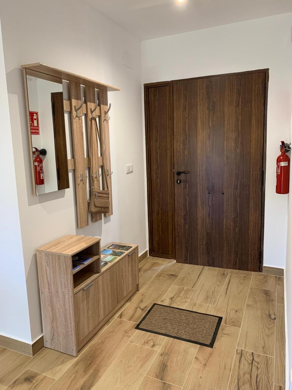 Apartamento El Hondon Del Lugar Hoyos Exterior foto