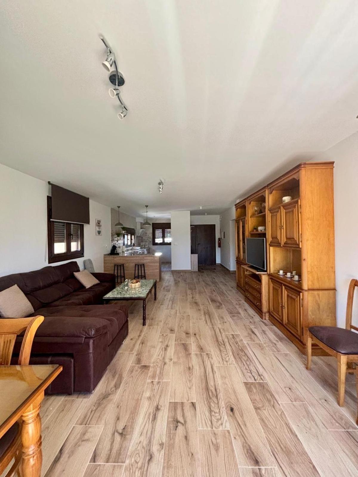 Apartamento El Hondon Del Lugar Hoyos Exterior foto