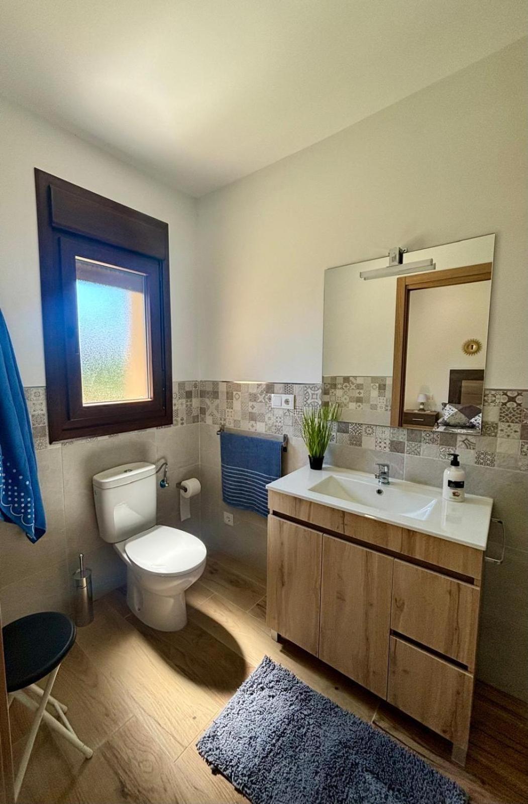 Apartamento El Hondon Del Lugar Hoyos Exterior foto