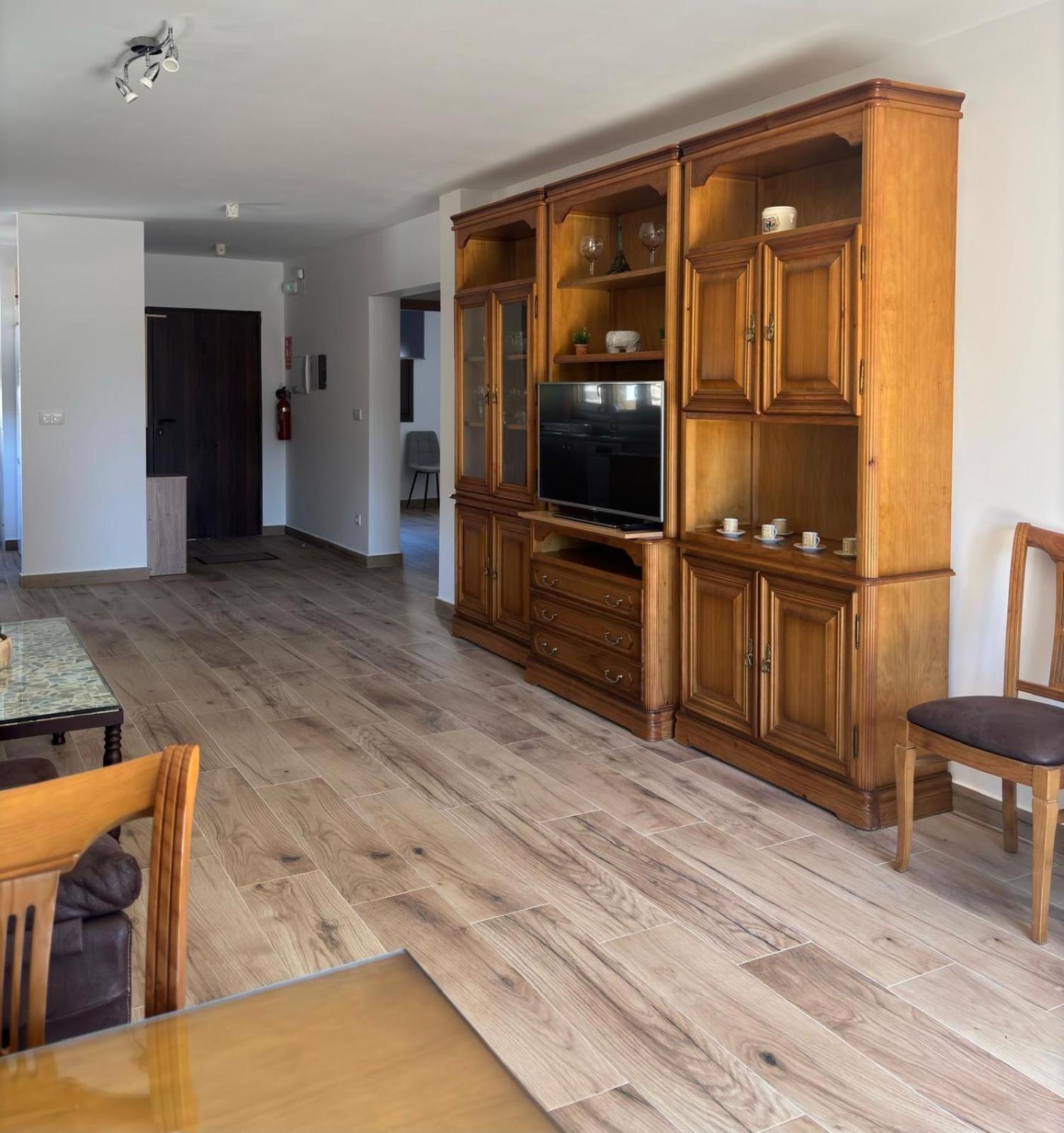 Apartamento El Hondon Del Lugar Hoyos Exterior foto